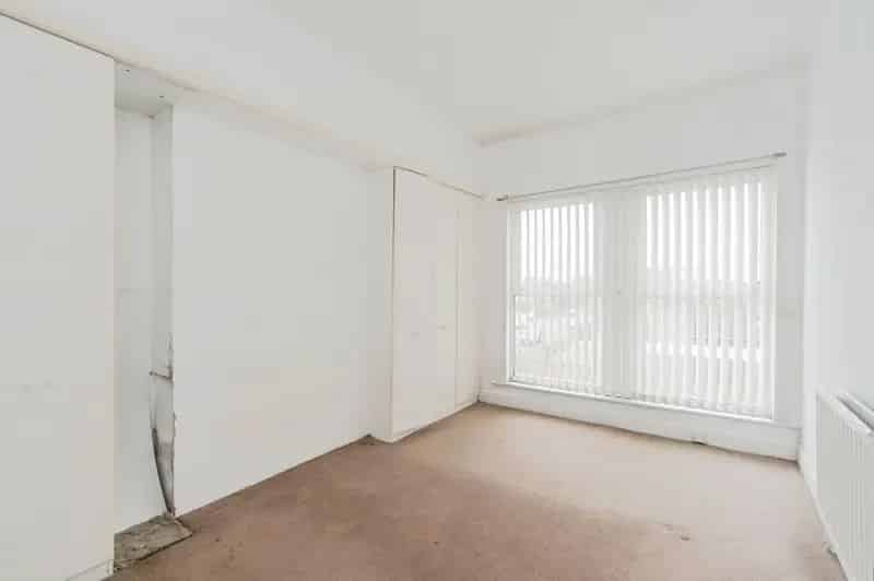 3 Bedroom Mid Terrace House for Sale Castleford WF10