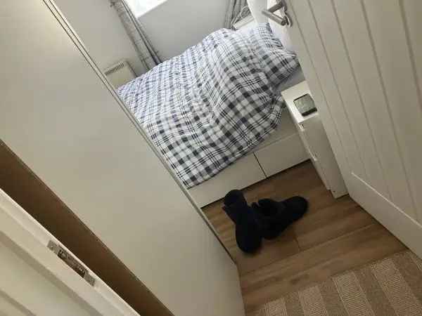 Flat For Rent in Peterborough, England