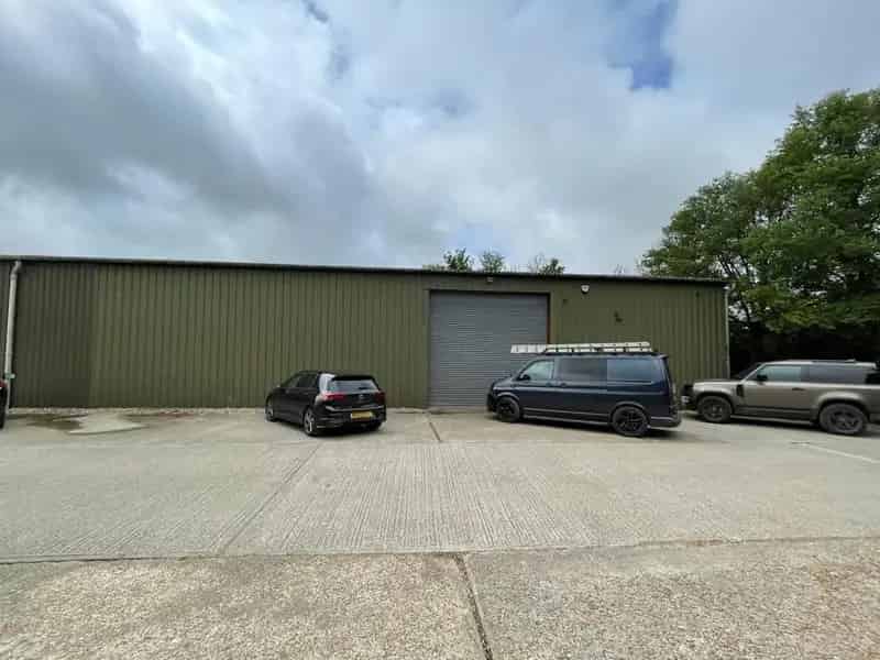 Steel Framed Unit with Alarm and CCTV