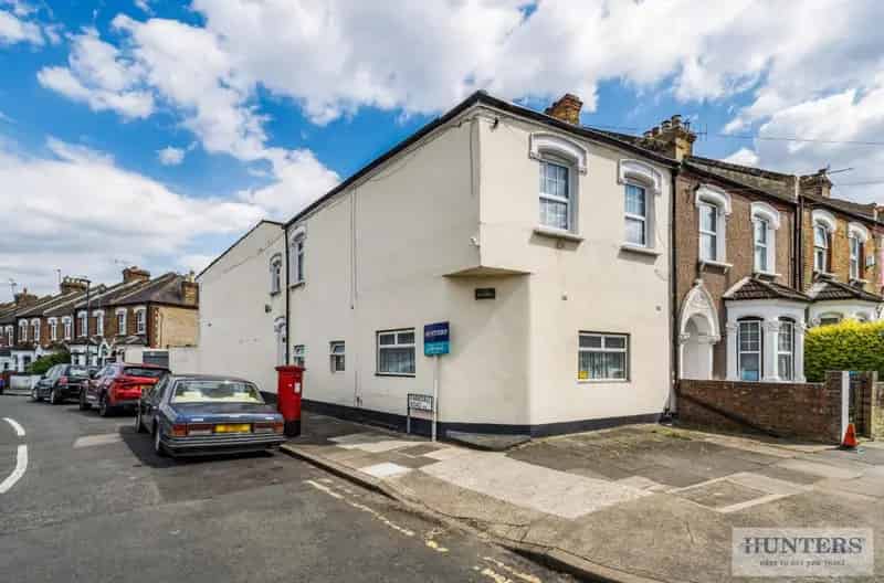 4 Bedroom House For Sale Near Plumstead Common