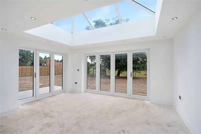 Luxury 4-Bedroom Detached House for Sale