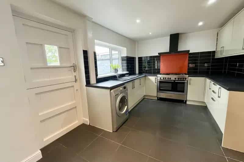2 Bedroom Mid Terrace House Willaston Cheshire