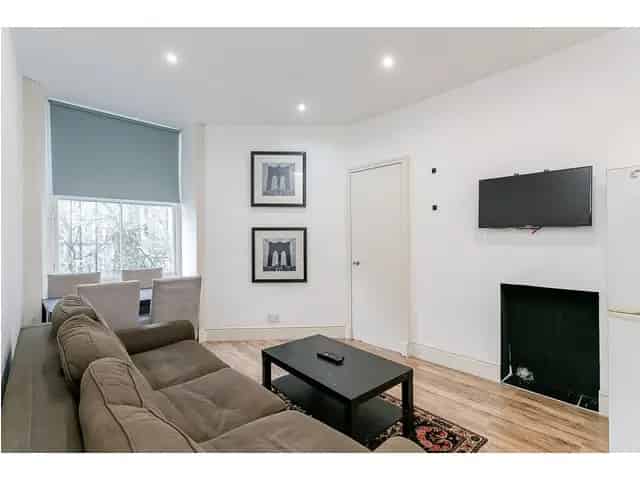 2 Bedroom Flat for Sale in Dalry Edinburgh