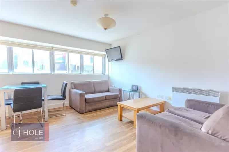 4 Bedroom Flat to Rent in Clifton Village Near Bristol University