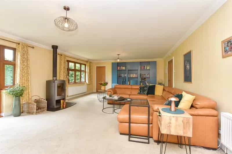 5 Bedroom Detached Bungalow for Sale Near Sole Street Station