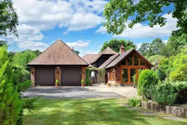 Princess Grove, Seer Green, Beaconsfield, Buckinghamshire, HP9 2GN | Property for sale | Savills