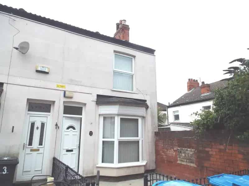 2 Bedroom End of Terrace House to Rent