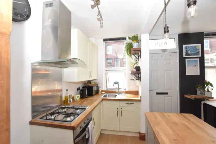 House For Sale in Leeds, England