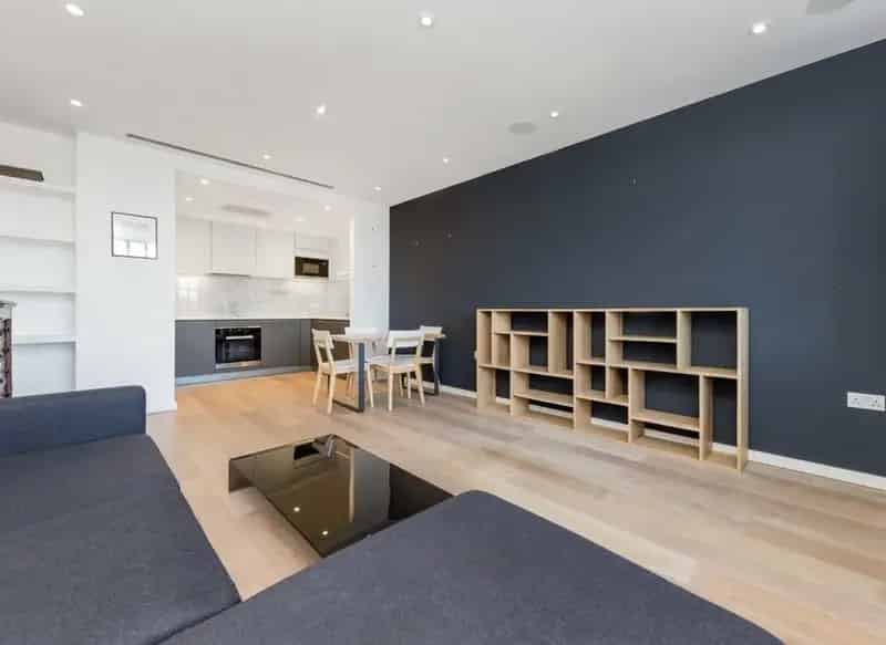 One Double Bedroom Apartment with Concierge Service