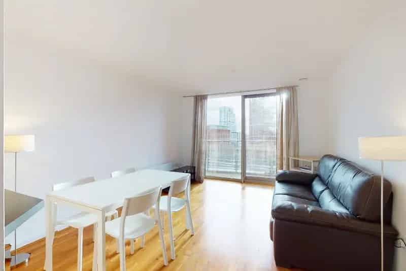 2 Bedroom Flat House to Rent City Centre