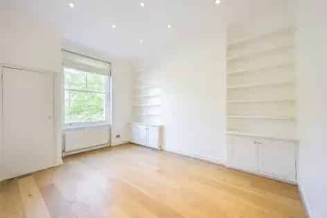 2 rooms flat of 105 m² in London