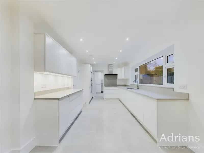 4 Bedroom Detached House for Sale in Chelmsford