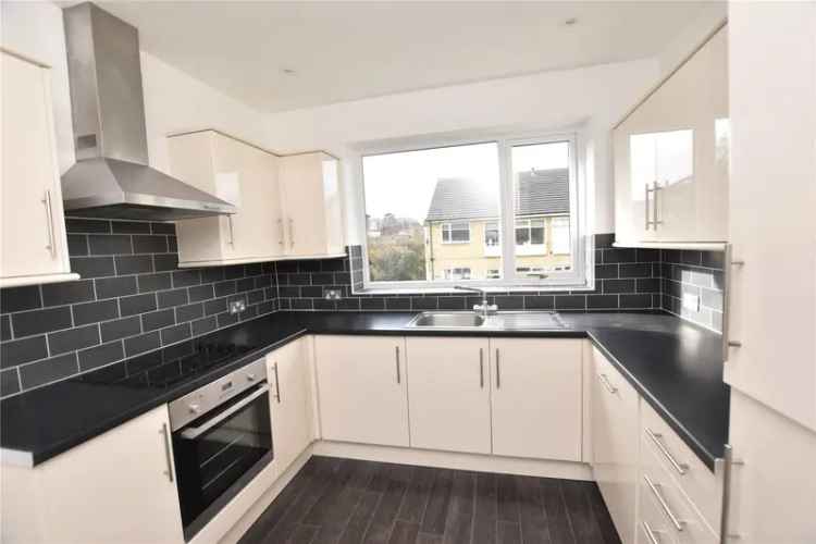 Spacious First Floor Apartment with Private Entrance and Stunning Views