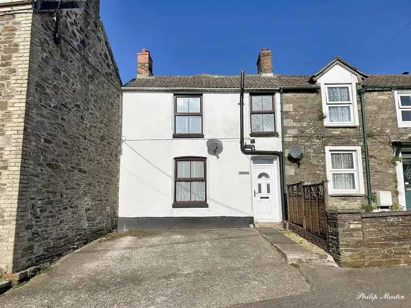 2 Bedroom Terraced House for Sale in Probus