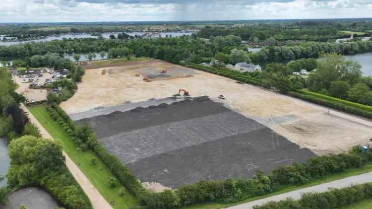 Open Storage Plots To Let Near Tallington Lakes