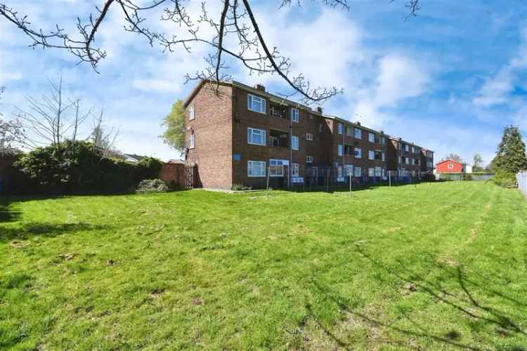 2 Bedroom Apartment for Sale NO ONWARD CHAIN