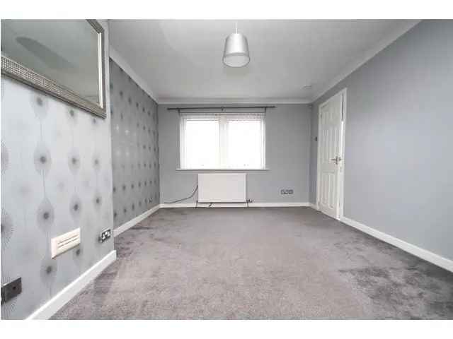 2 Bedroom End Terrace House for Sale