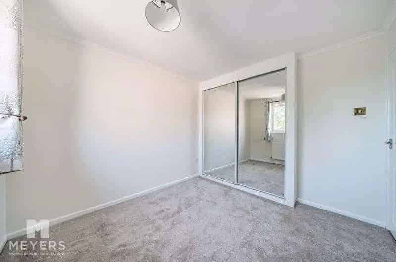 3 Bed Semi-Detached House For Sale