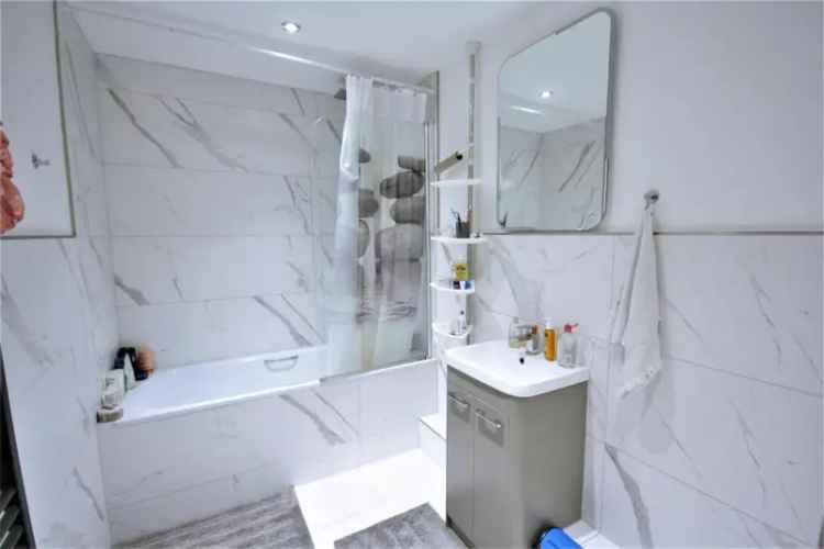 1 Bedroom Apartment Brighton - August Availability - Student Friendly