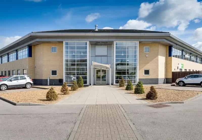 Serviced Offices for 34-100 People Flexible Terms