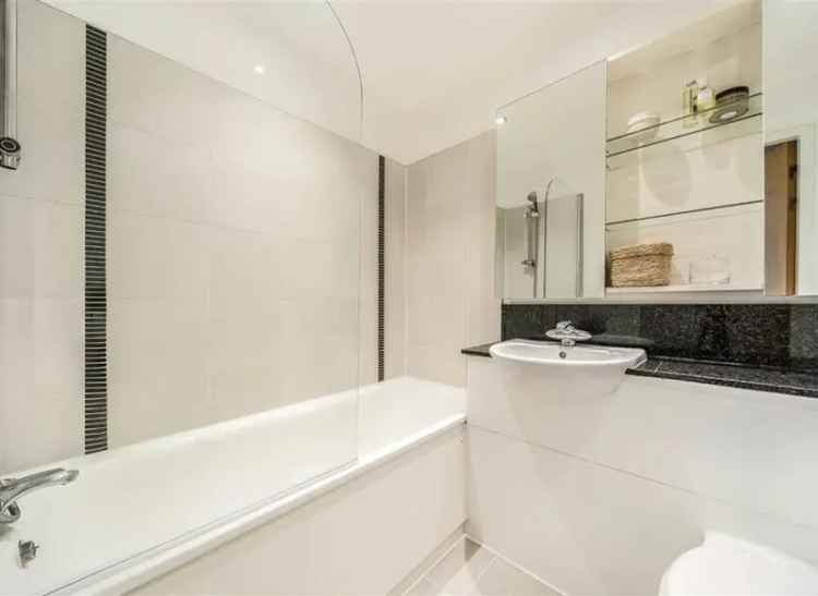 Luxury Apartment with Stunning Views 2 Beds 24h Concierge Pool Gym