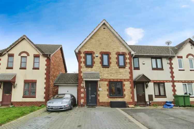 3 Bedroom Link Detached House with Garage