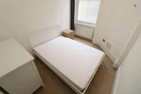 5 Room 48m² London Flat 3-24 Month Rental