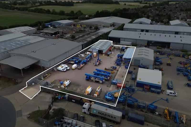 1 Acre Secure Open Storage Site Luton 247 Access Workshop