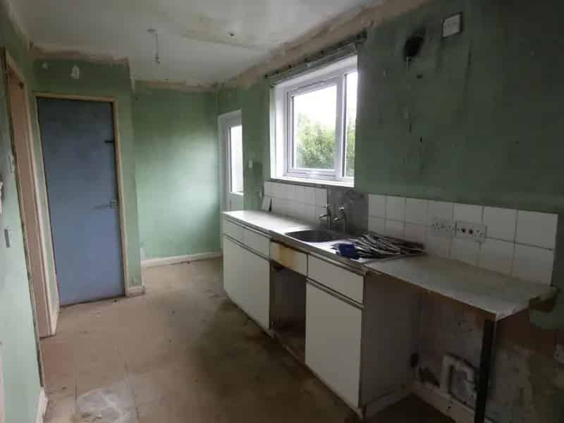 2 bedroom House
 For Sale