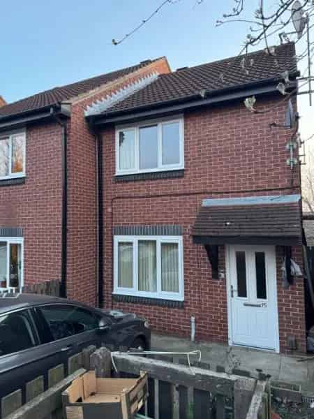 2-Bedroom House Swap for 3 or 4-Bedroom
