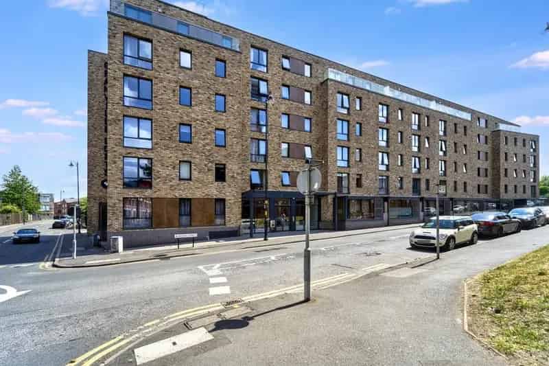 2 Bedroom Apartment for Sale Ground Rent Details