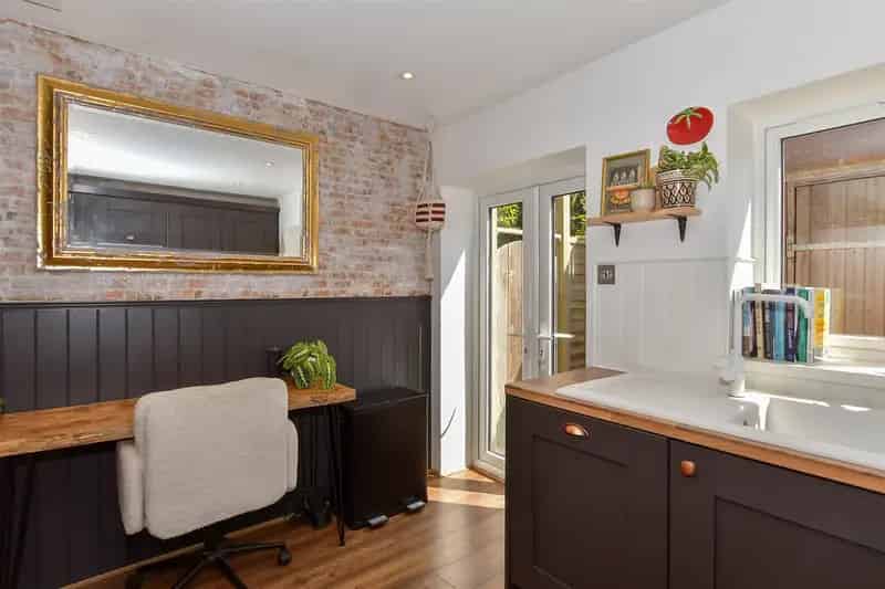 2 Bedroom End Terrace House for Sale in Boughton Monchelsea