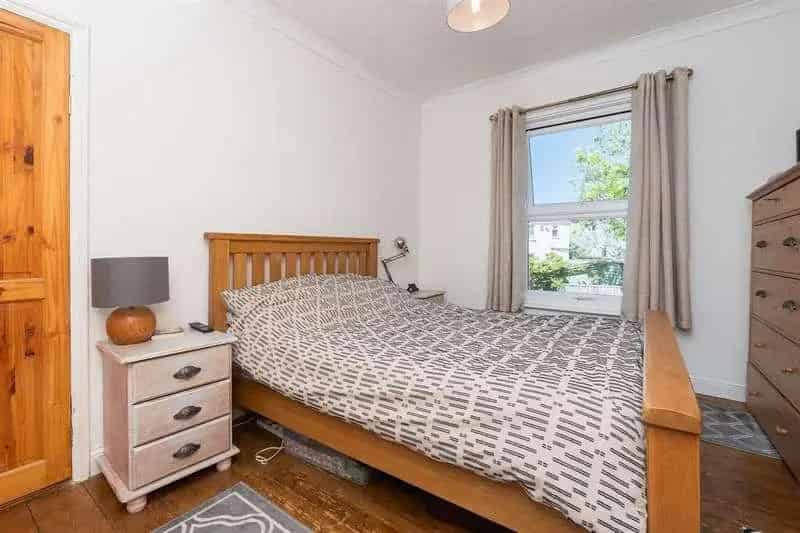 2 Bed Victorian House for Sale in St George Bristol