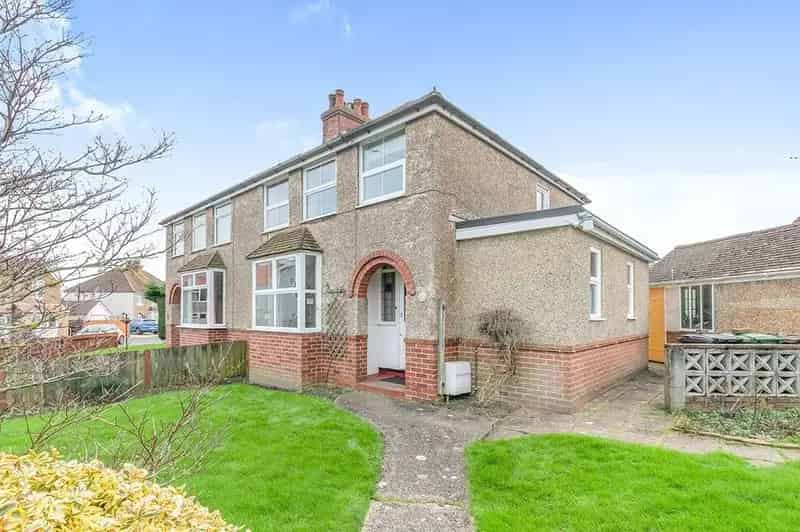 3 Bedroom Semi Detached House To Rent Rye TN31