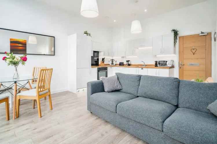 One Bedroom Apartment in Edinburgh House Harlow