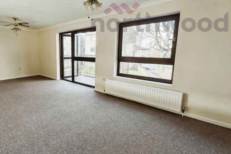 Spacious 3-Bedroom Apartment Near Norwich City Centre