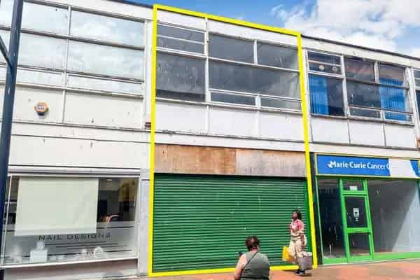 Ground Floor Shop with Upper Ancillary Parts for Sale