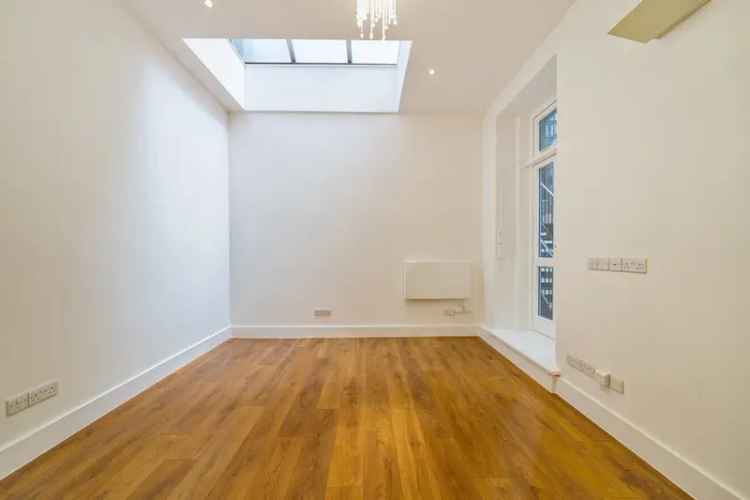Spacious Renovated Knightsbridge Apartment with Private Garden Access