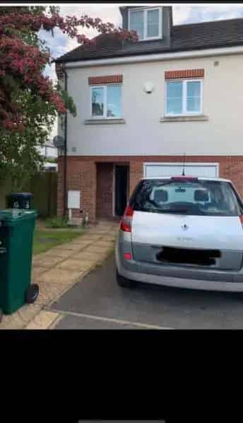 3 Bed 3 Storey House Semi Rural Location Large Garden Garage