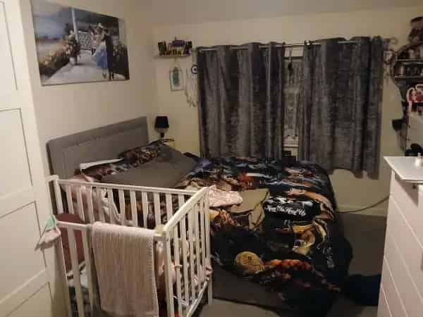 2 Bedroom Corner House Near Shops Schools