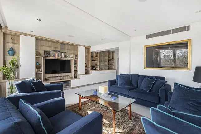 3-Bedroom Apartment for Sale in Mayfair London