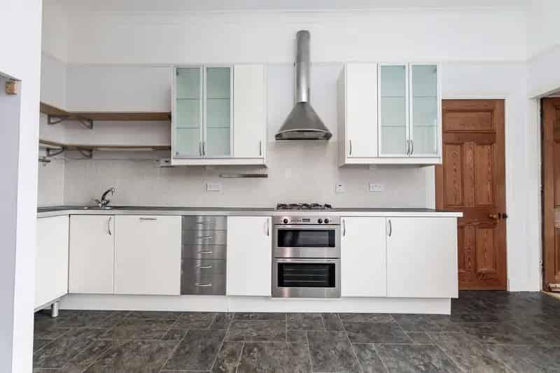 3 Bed Double Upper Apartment For Sale