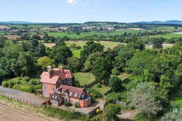 Mythe Road, Tewkesbury, Gloucestershire, GL20 6EB | Property for sale | Savills