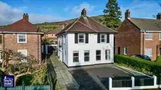 Detached house For Sale in Belfast, Northern Ireland