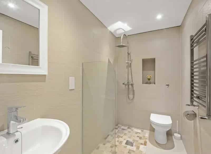 3 Bed Flat Near Streatham Common Chain Free