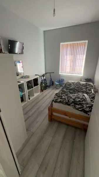 Flat For Rent in Dartford, England