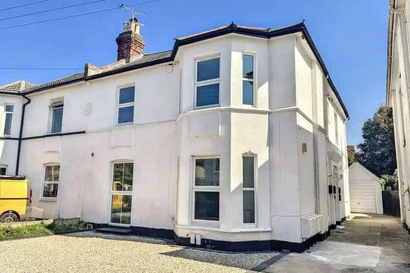 1 Bed Flat for Sale Boscombe Modern Apartment Private Garden