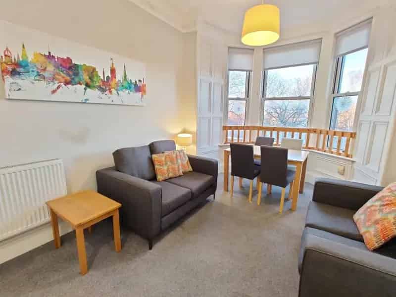 3 bedroom flat to rent