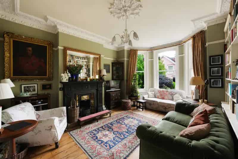 6 Bedroom House for Sale West Bishopston