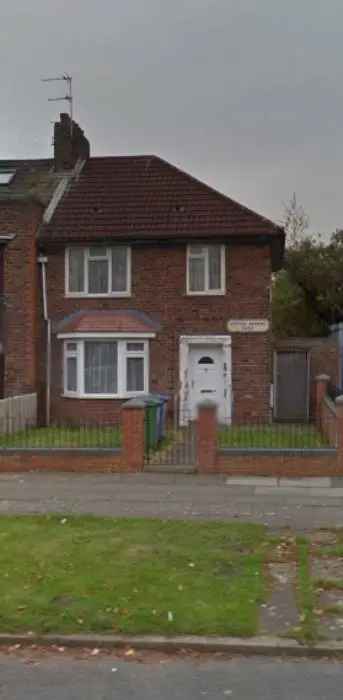 3 Bed House Colesborne